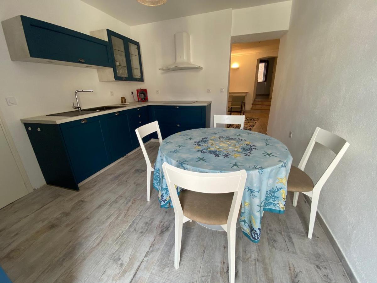 Au Centre De Bonifacio Apartment *